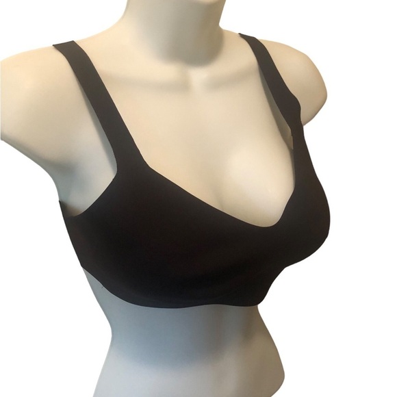Lululemon Like Nothing Bra Women's Size 32DD Lightweight Light Support Black - Picture 1 of 7